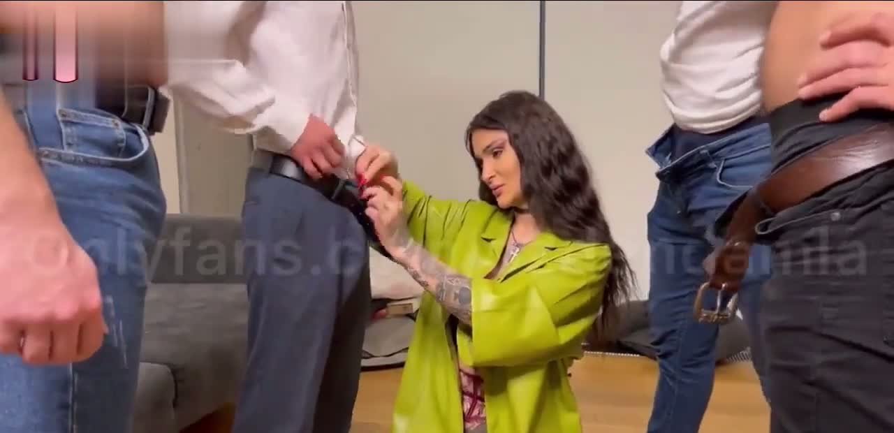 Damla Özden 4 erkeğin arasında