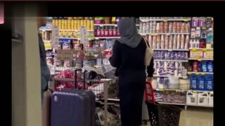 Egem Virtanen kızıl stun gibi kadını sikiyor